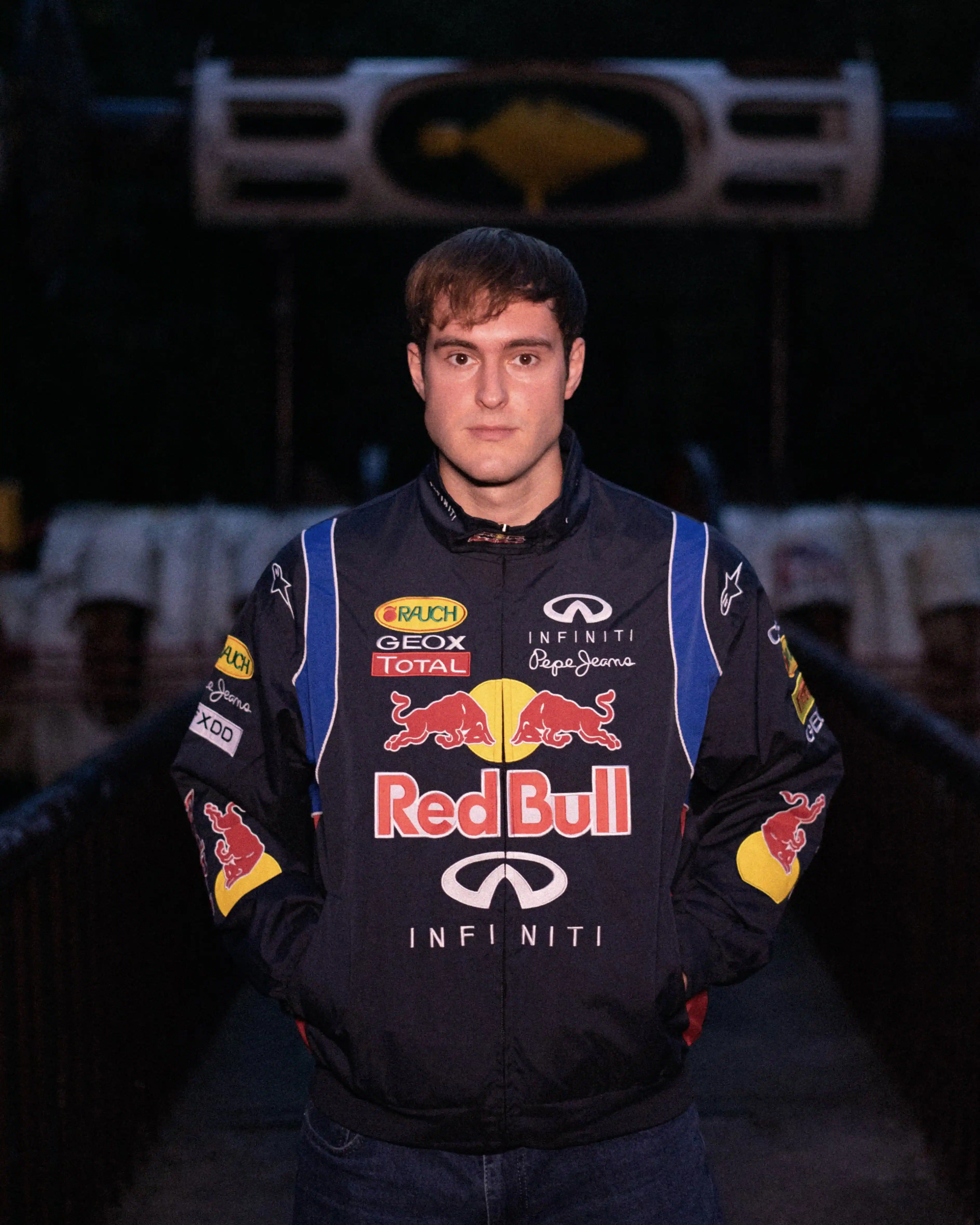 Назва моделі 9